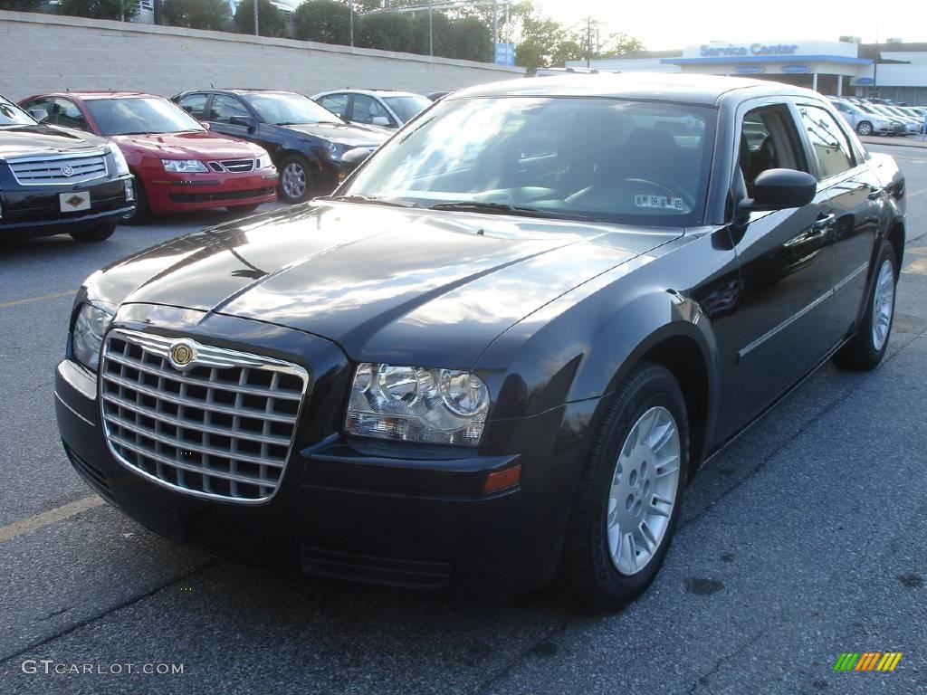 Brilliant Black Chrysler 300