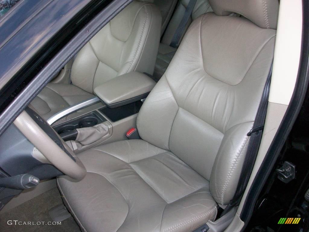 2003 XC70 AWD - Black / Beige/Light Sand photo #11