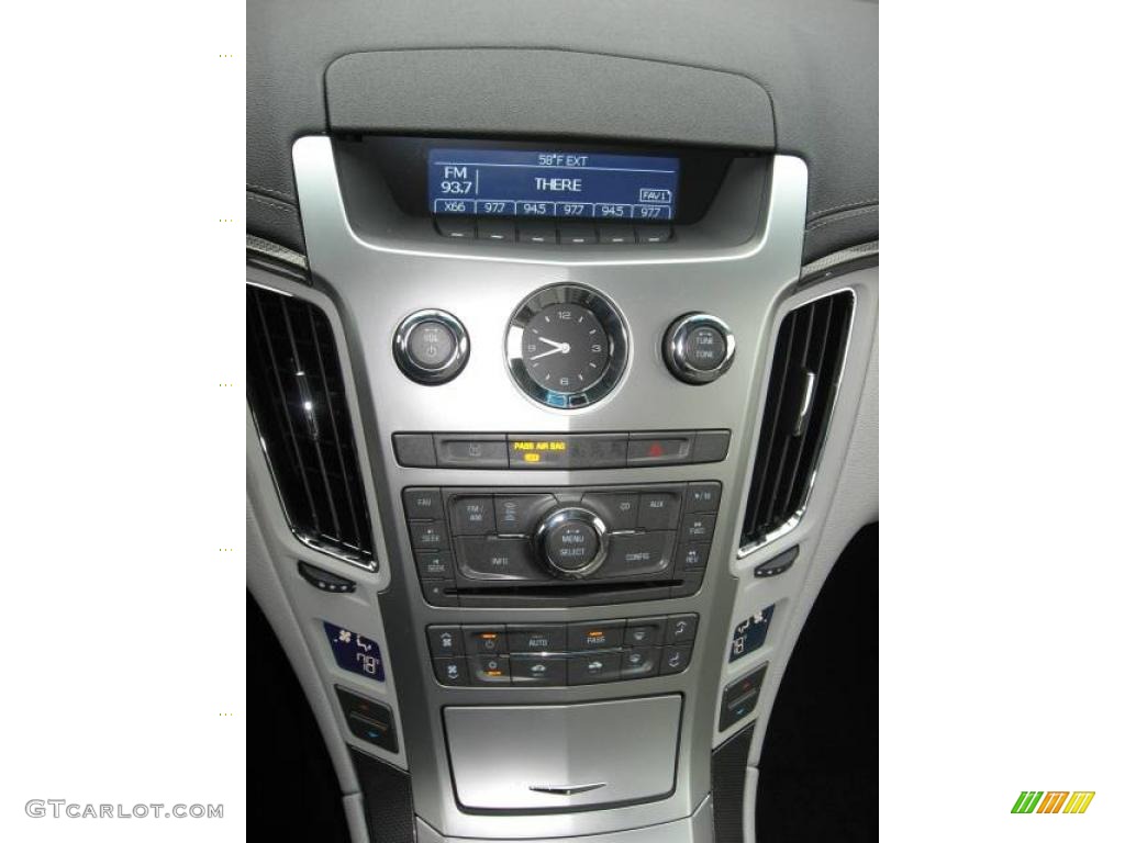 2009 CTS Sedan - Radiant Silver / Light Titanium/Ebony photo #12