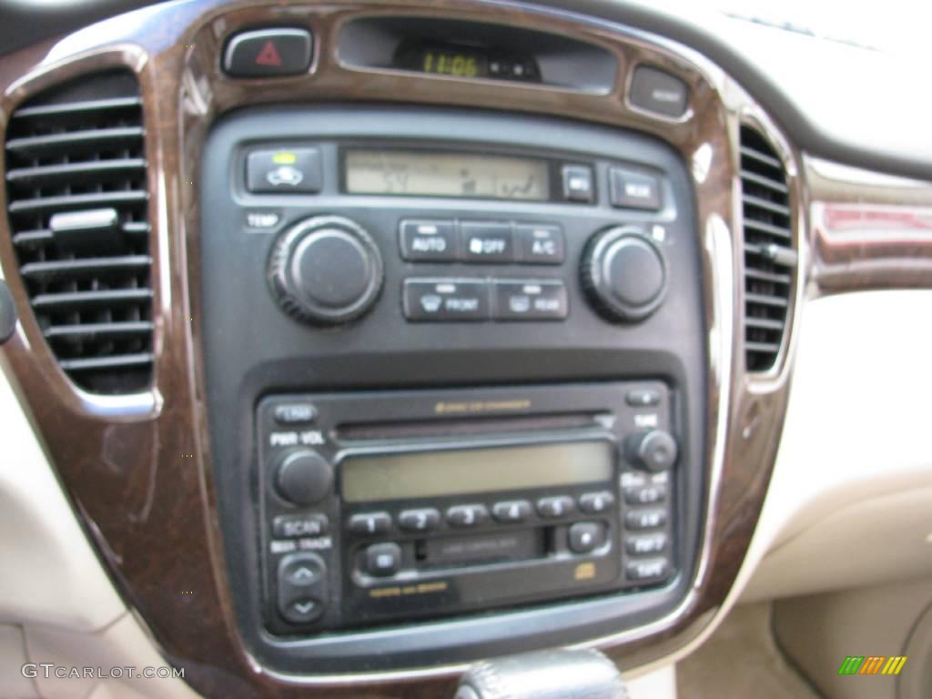 2002 Highlander Limited 4WD - Vintage Gold Metallic / Ivory photo #16