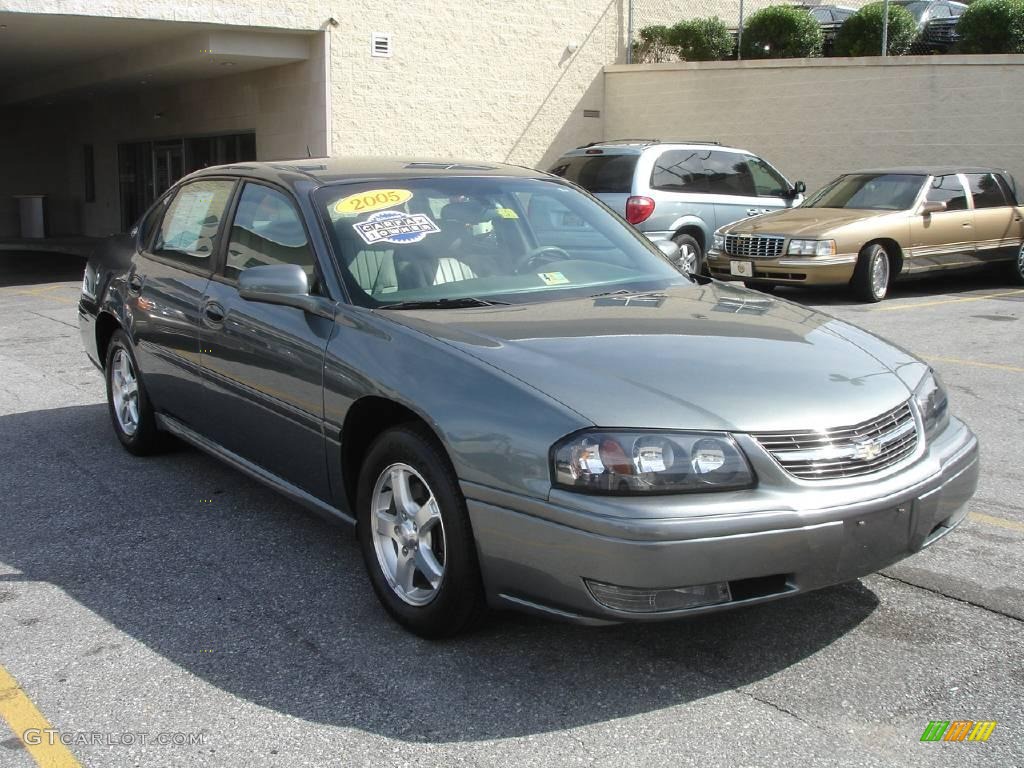 2005 Impala LS - Medium Gray Metallic / Medium Gray photo #3