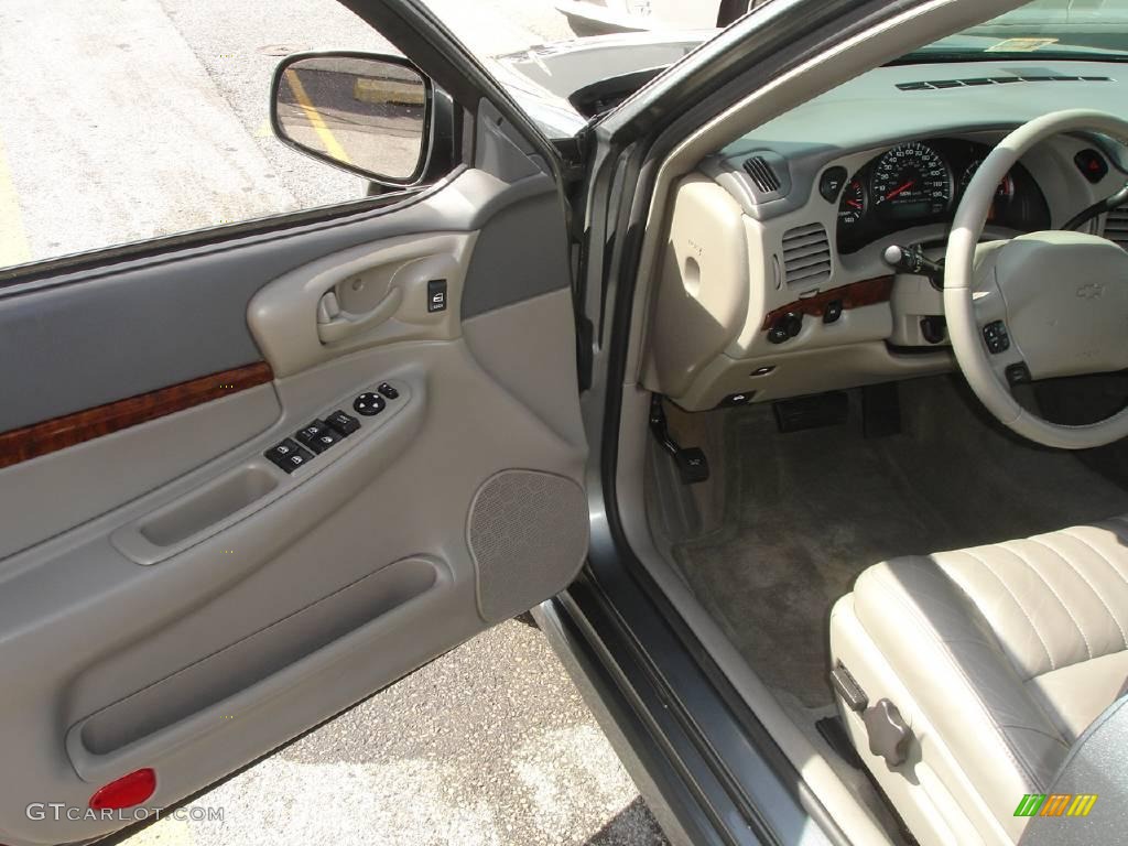 2005 Impala LS - Medium Gray Metallic / Medium Gray photo #10