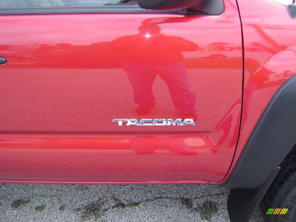 2005 Tacoma V6 Access Cab 4x4 - Impulse Red Pearl / Graphite Gray photo #5
