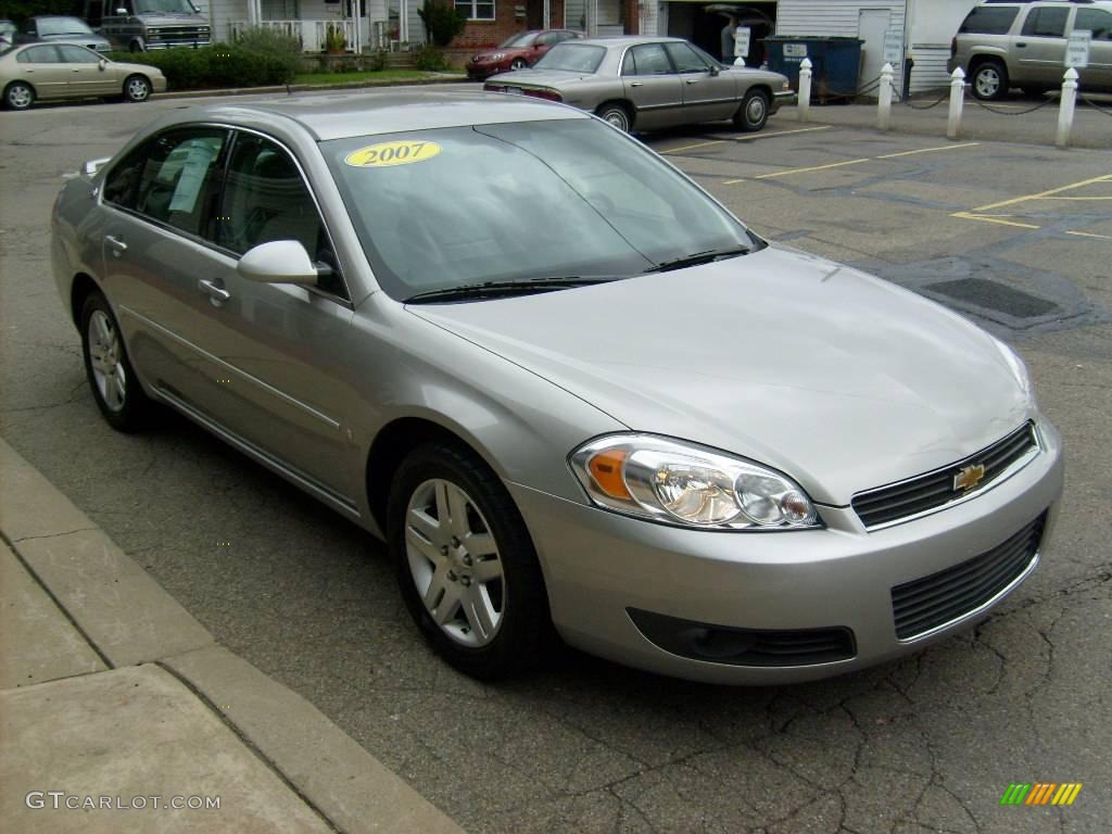 2007 Impala LT - Silverstone Metallic / Gray photo #6