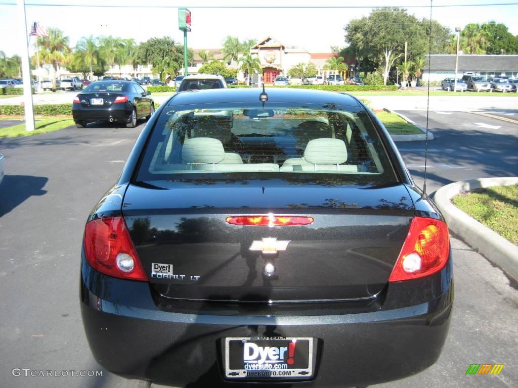 2010 Cobalt LT Sedan - Black Granite Metallic / Gray photo #4