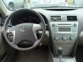 Super White - Camry LE Photo No. 19