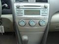 Super White - Camry LE Photo No. 21
