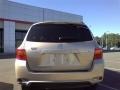 Sandy Beach Metallic - Highlander V6 Photo No. 4