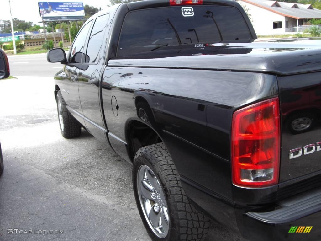 2003 Ram 1500 SLT Quad Cab - Black / Dark Slate Gray photo #4