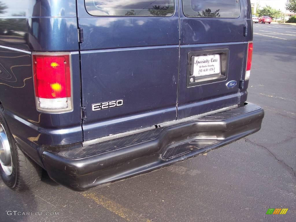 2001 E Series Van E250 Commercial - True Blue Metallic / Medium Graphite photo #24