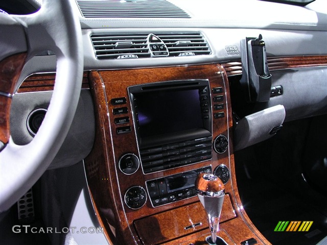 2004 Maybach 57 Standard 57 Model Controls Photo #189378