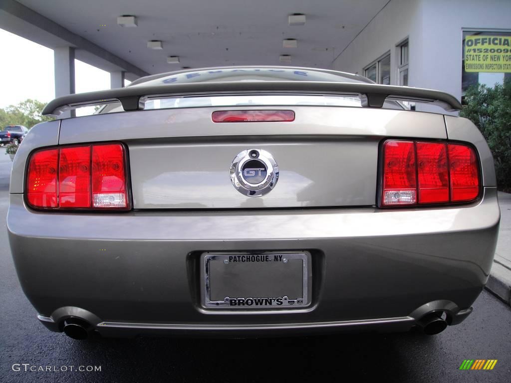2005 Mustang GT Premium Coupe - Mineral Grey Metallic / Dark Charcoal photo #5