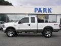 Oxford White - F350 Super Duty Lariat SuperCab 4x4 Photo No. 23
