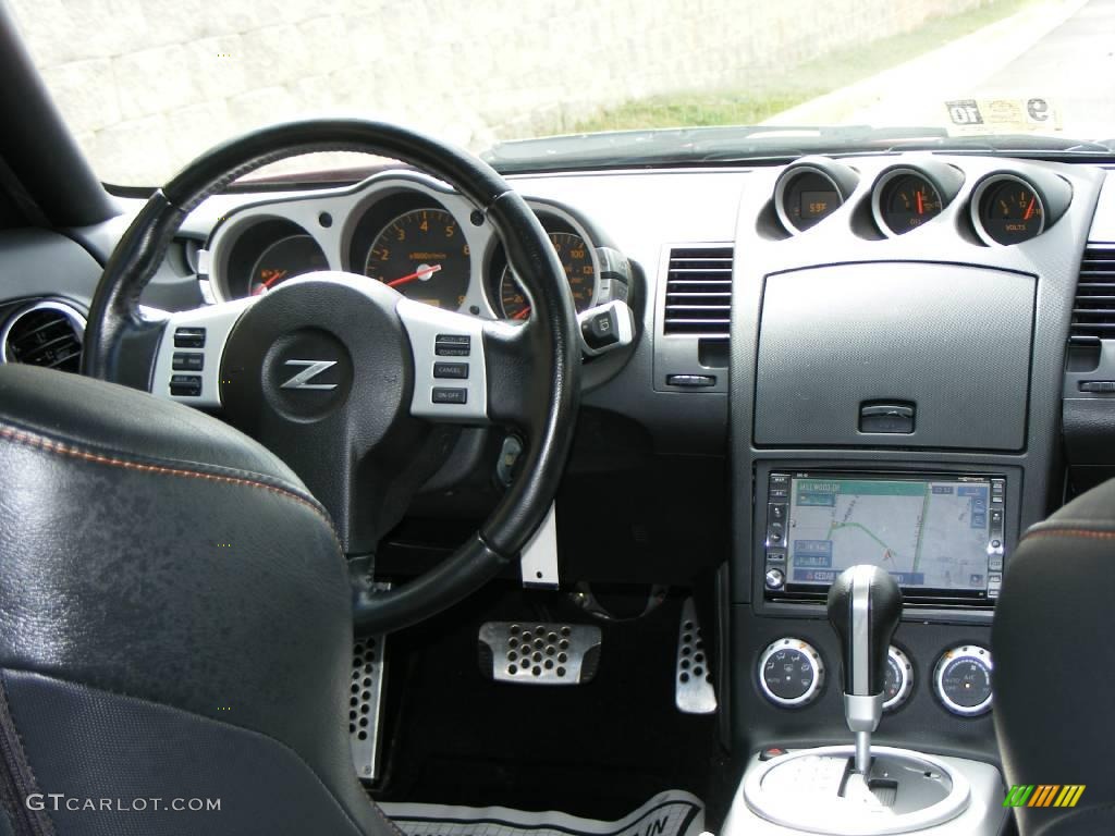 2006 350Z Touring Coupe - Redline / Charcoal Leather photo #15