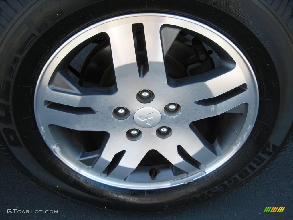 2004 Endeavor XLS AWD - Ultra Red Pearl / Charcoal Gray photo #8