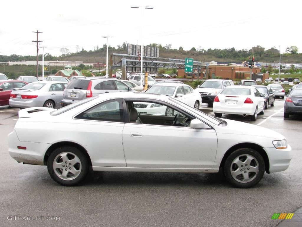 1998 Accord EX V6 Coupe - Taffeta White / Ivory photo #8