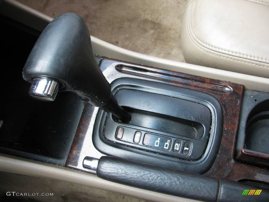 1998 Accord EX V6 Coupe - Taffeta White / Ivory photo #18