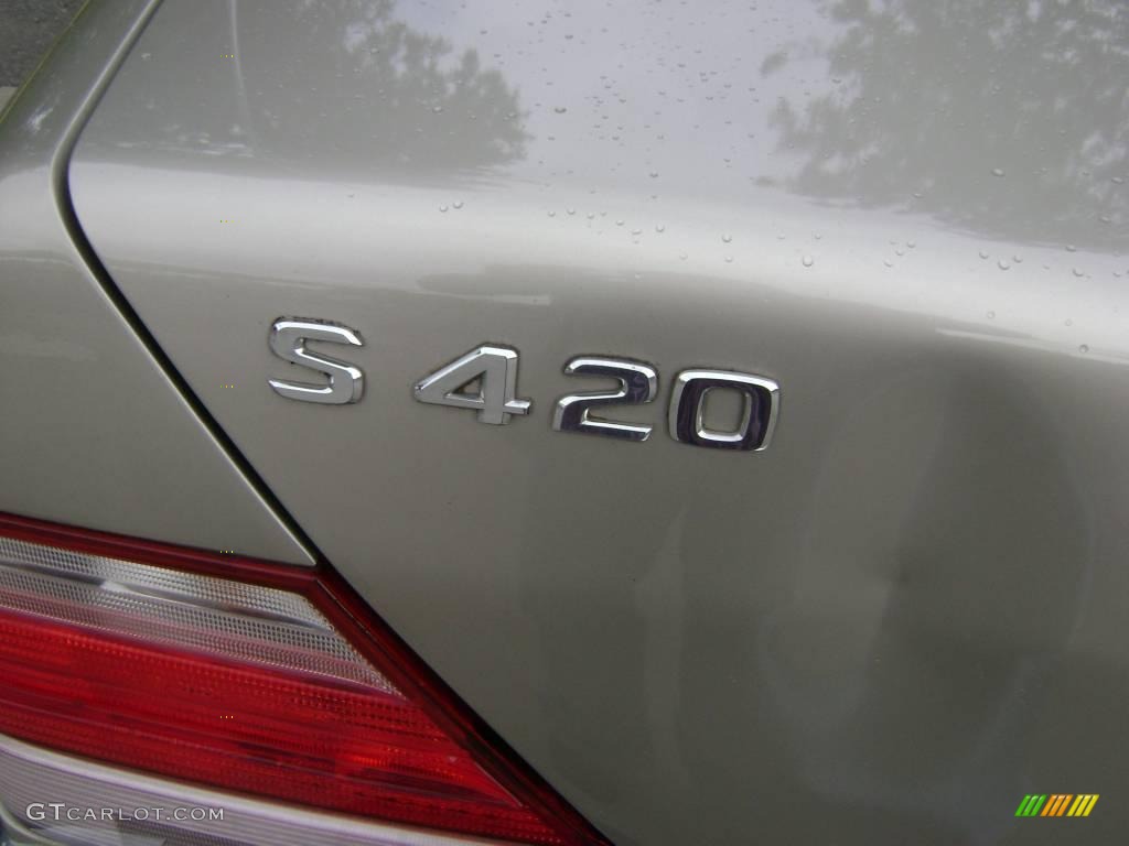 1997 S 420 Sedan - Smoke Silver Metallic / Parchment photo #17