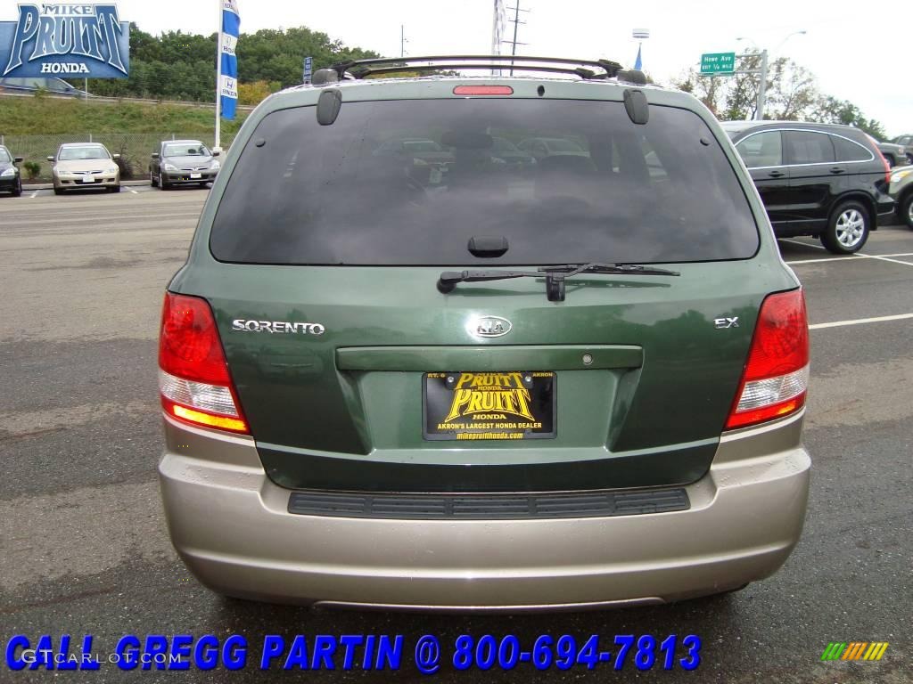 2004 Sorento EX 4WD - Ivy Green Metallic / Beige photo #8