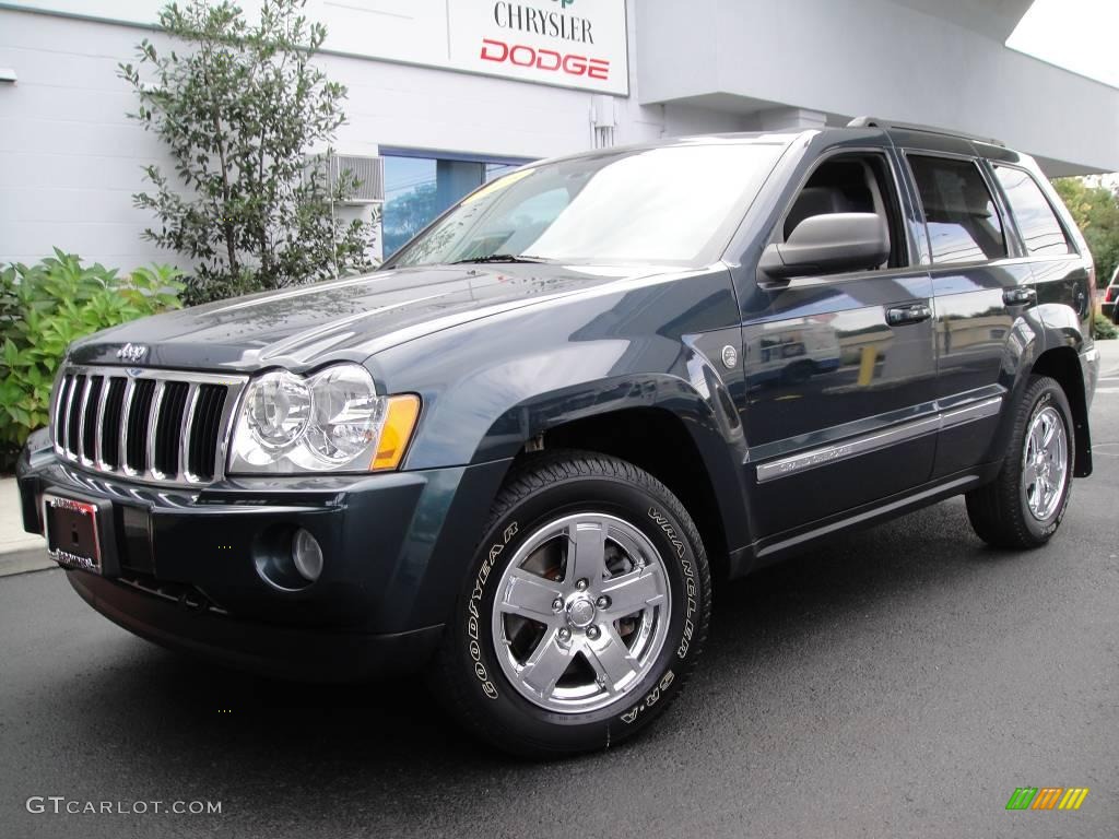 Deep Beryl Green Pearl Jeep Grand Cherokee