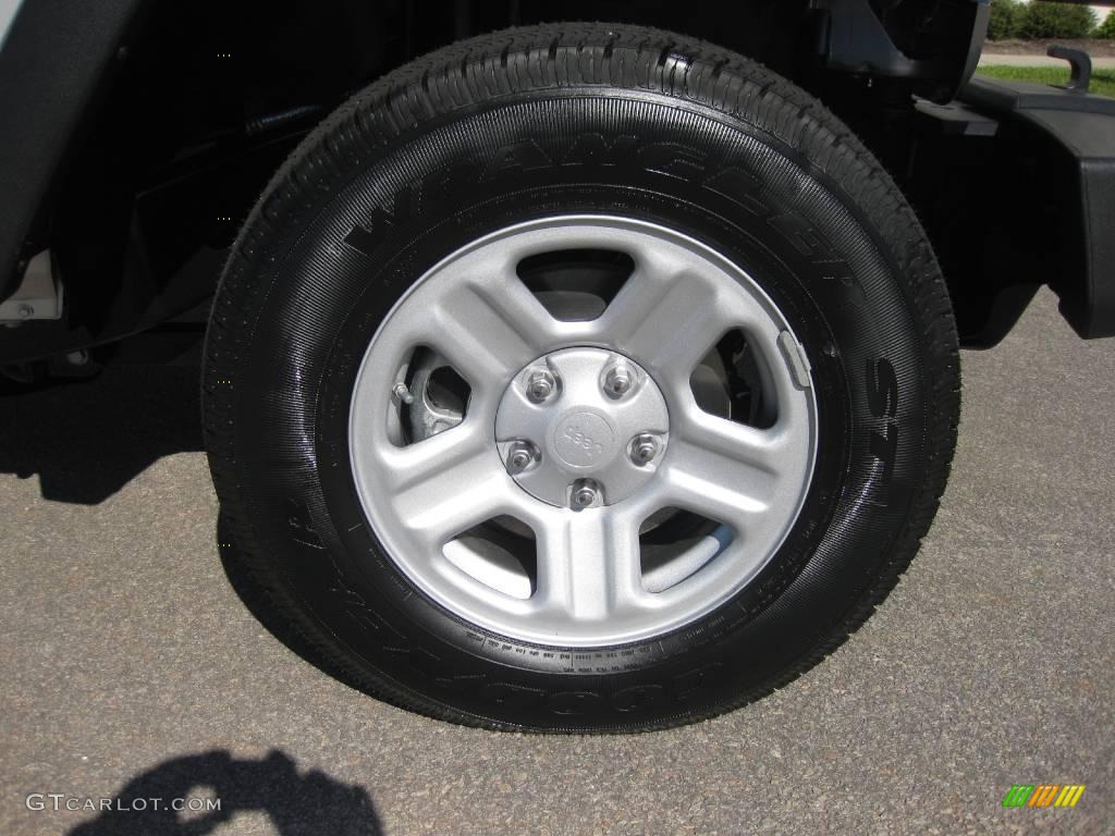 2010 Wrangler Sport 4x4 - Bright Silver Metallic / Dark Slate Gray/Medium Slate Gray photo #11