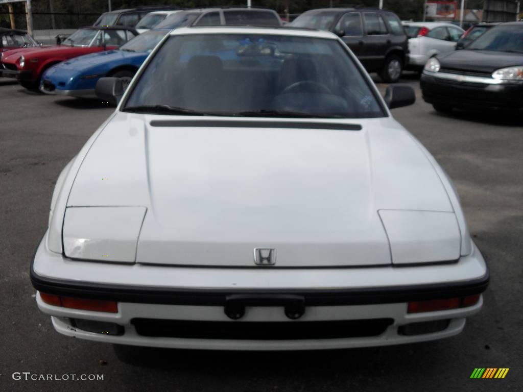 Polar White Honda Prelude