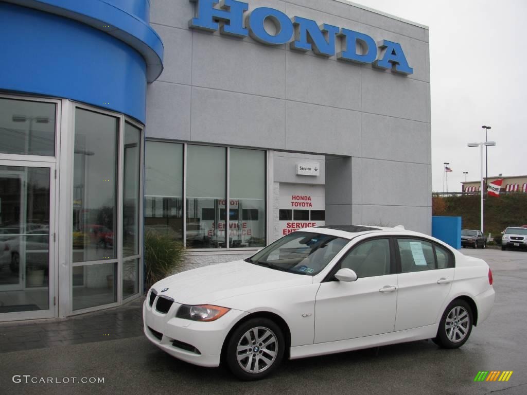 2006 3 Series 325xi Sedan - Alpine White / Beige photo #1