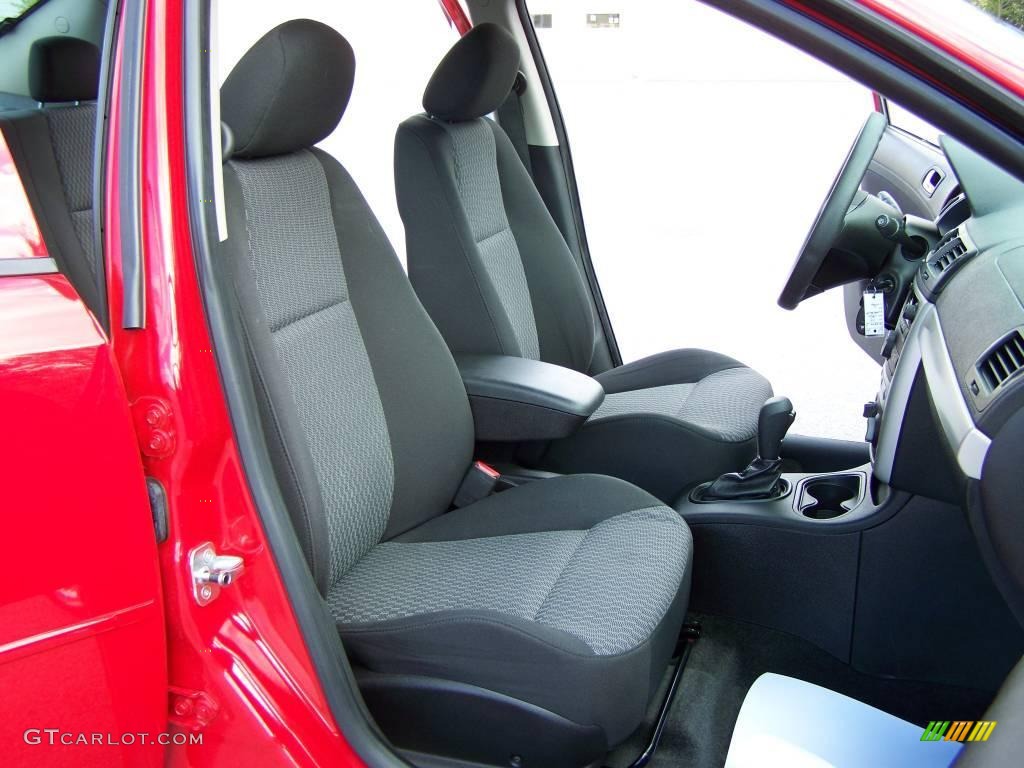 2009 Cobalt LT Sedan - Victory Red / Ebony photo #10