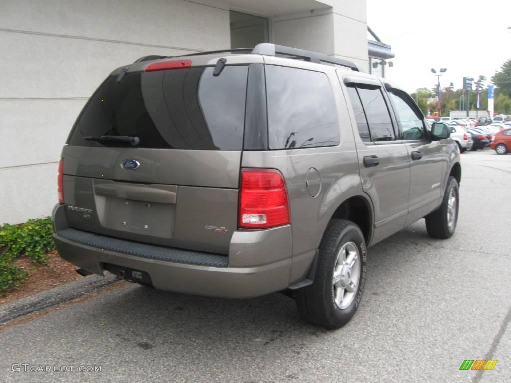 2005 Explorer XLT 4x4 - Mineral Grey Metallic / Medium Parchment photo #3