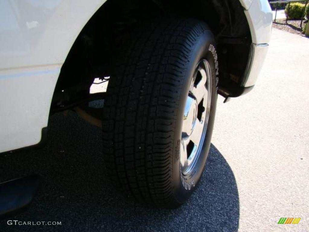 2006 F150 XLT Regular Cab - Oxford White / Medium/Dark Flint photo #20
