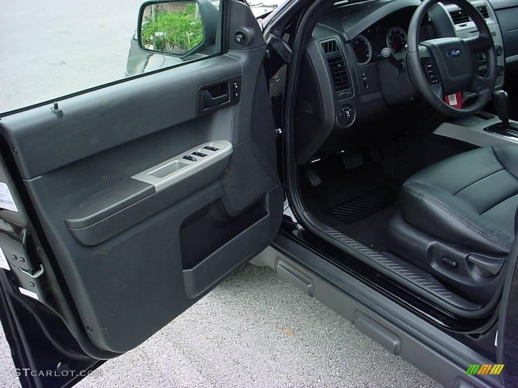 2008 Escape XLT V6 - Black / Charcoal photo #10