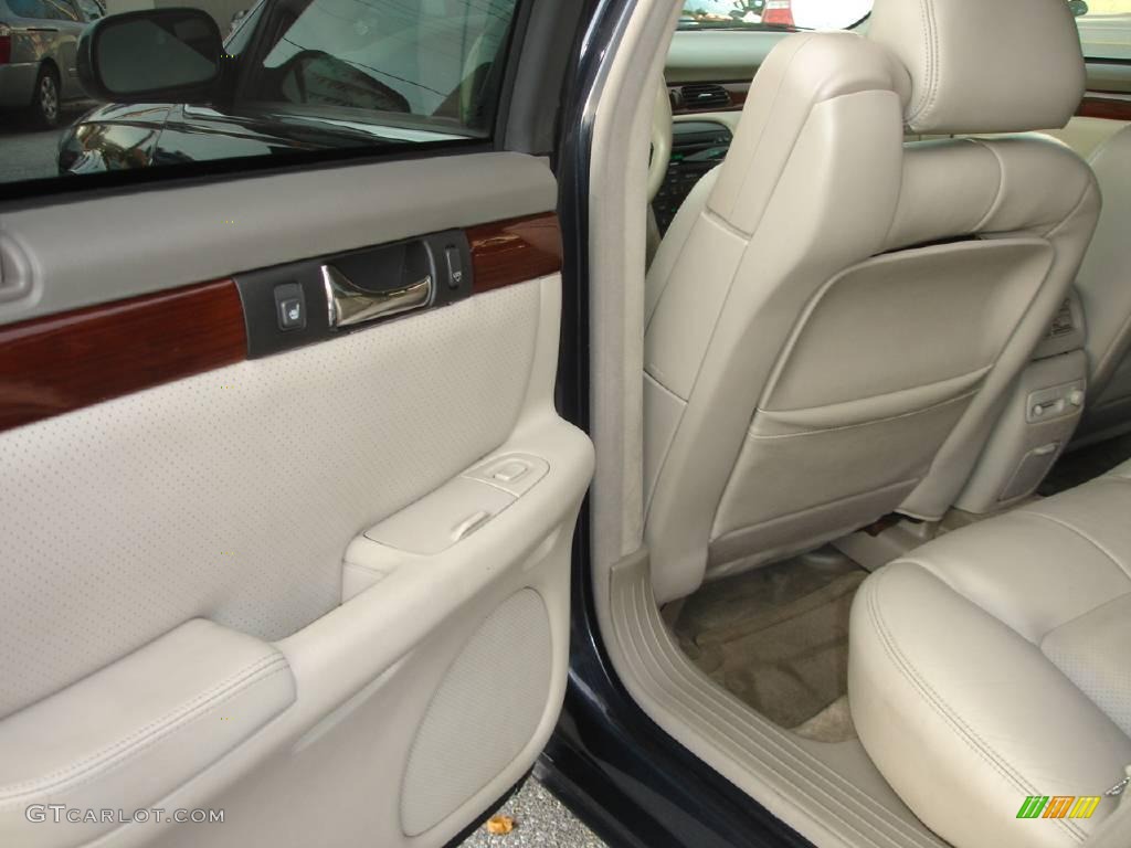 2000 Seville STS - Midnight Blue / Oatmeal photo #14
