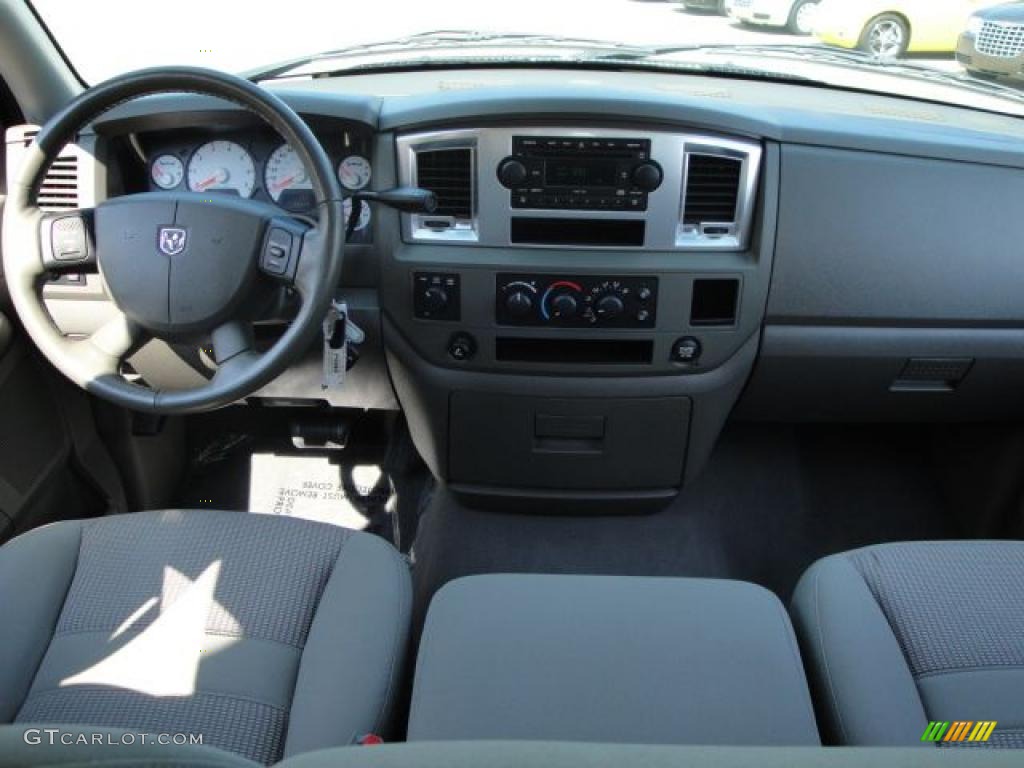 2007 Ram 1500 Big Horn Edition Quad Cab 4x4 - Mineral Gray Metallic / Medium Slate Gray photo #24