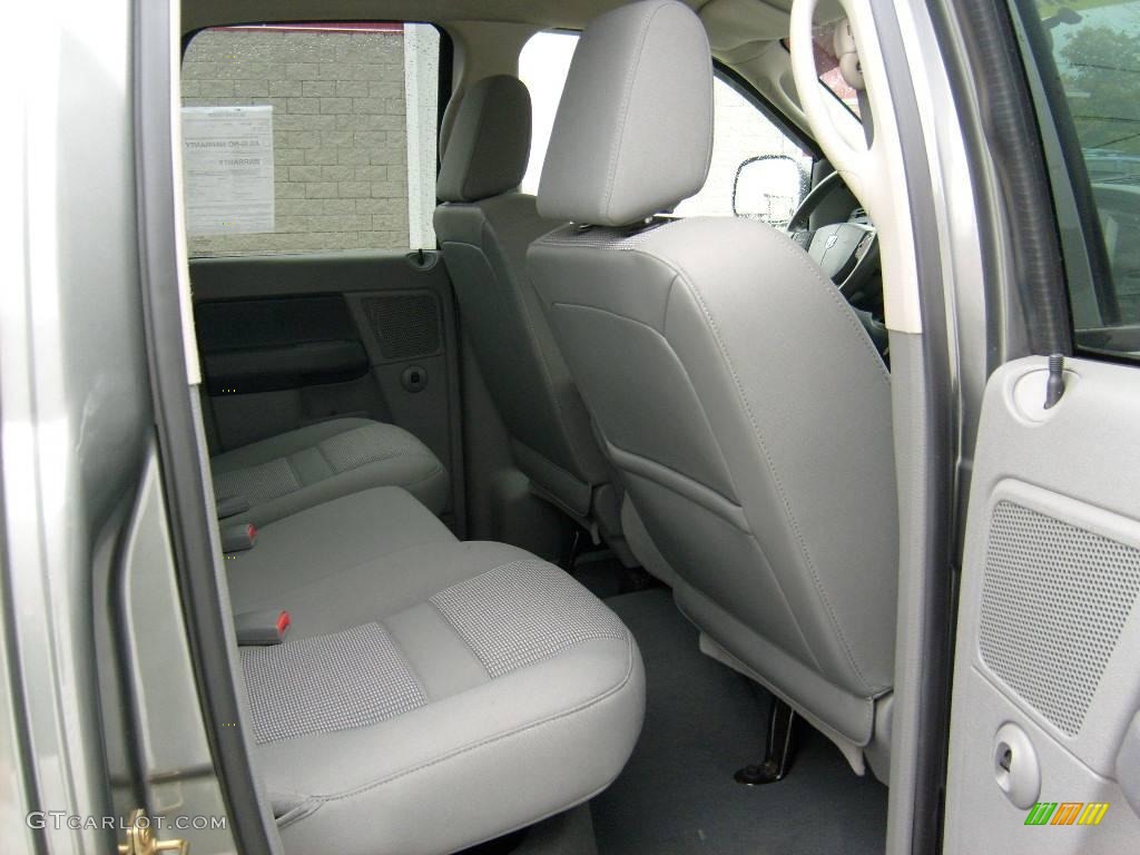 2007 Ram 1500 SLT Quad Cab 4x4 - Mineral Gray Metallic / Medium Slate Gray photo #17