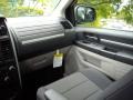 Stone White - Grand Caravan SXT Photo No. 15