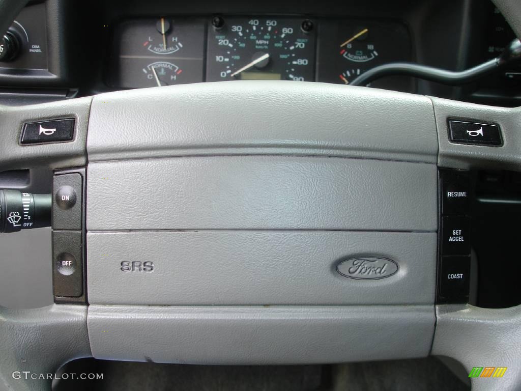 1997 Ford Aerostar XLT Controls Photos