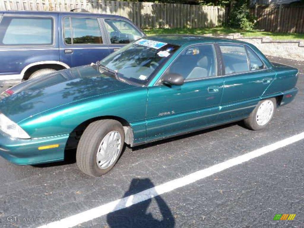 1997 Achieva SL Sedan - Medium Sea Green Metallic / Graphite photo #2