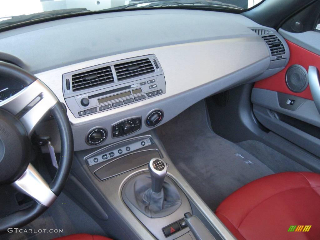 2003 Z4 3.0i Roadster - Sterling Grey Metallic / Red photo #16
