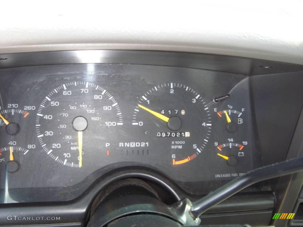 1994 S10 LS Extended Cab - Cherry Red Metallic / Gray photo #10