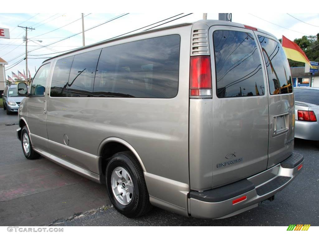 2001 Express 1500 LT Luxury Passenger Van - Light Pewter Metallic / Neutral photo #4