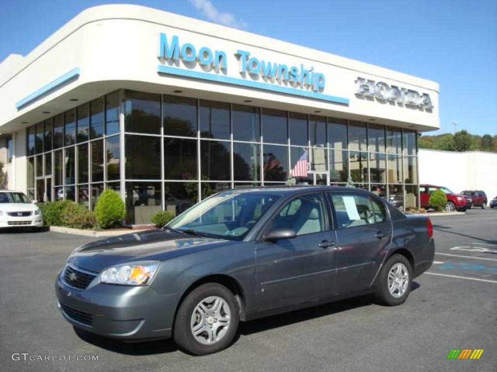 2006 Malibu LS Sedan - Medium Gray Metallic / Titanium Gray photo #1