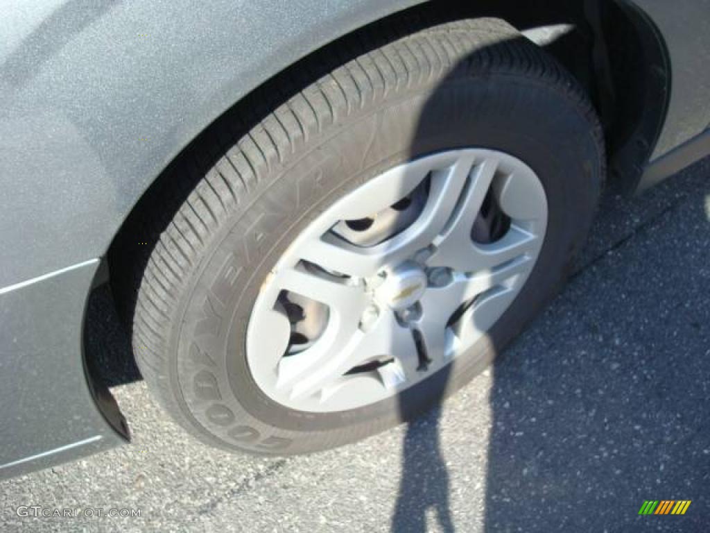 2006 Malibu LS Sedan - Medium Gray Metallic / Titanium Gray photo #7