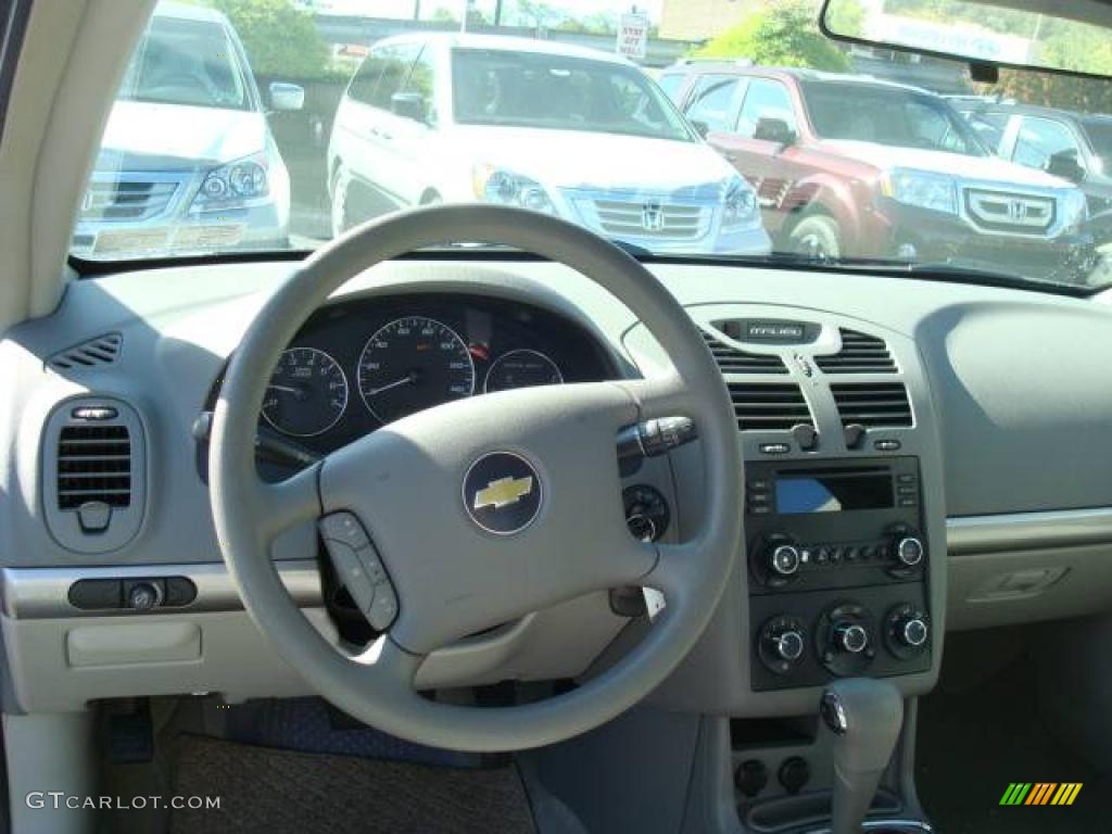 2006 Malibu LS Sedan - Medium Gray Metallic / Titanium Gray photo #10