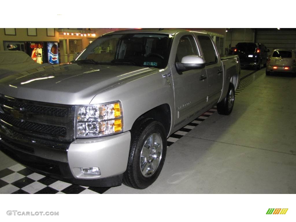 2009 Silverado 1500 Hybrid Crew Cab 4x4 - Silver Birch Metallic / Dark Titanium photo #3