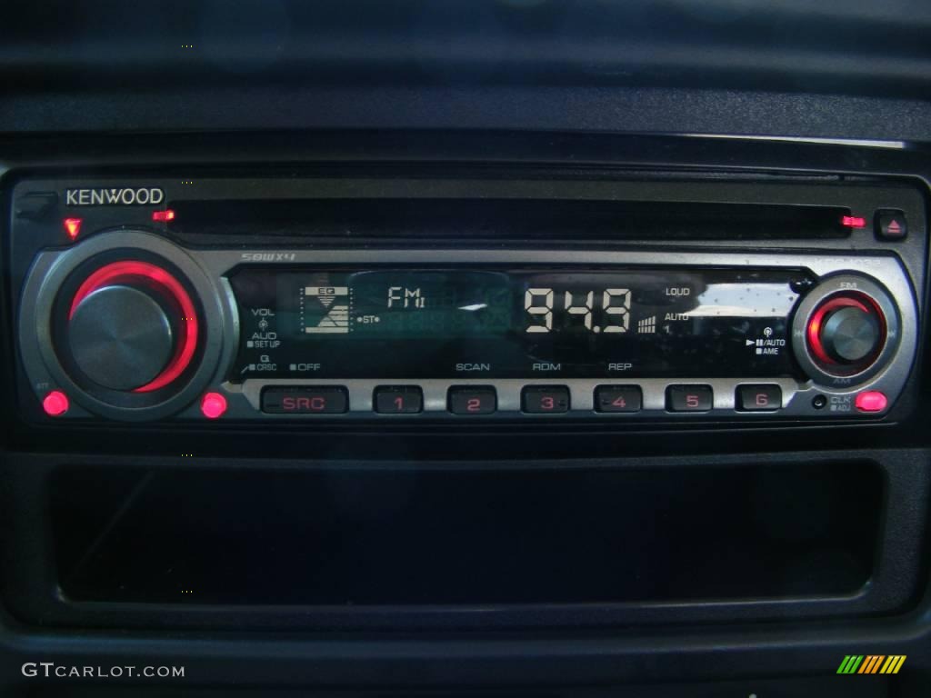2006 Silverado 2500HD Crew Cab 4x4 - Summit White / Dark Charcoal photo #26