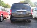 2010 Brilliant Black Crystal Pearl Chrysler Town & Country Touring  photo #4