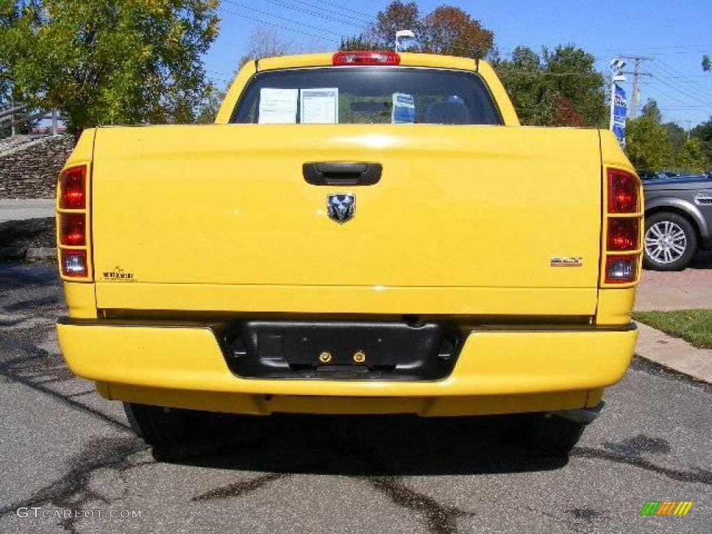 2005 Ram 1500 SLT Rumble Bee Regular Cab - Solar Yellow / Dark Slate Gray photo #4