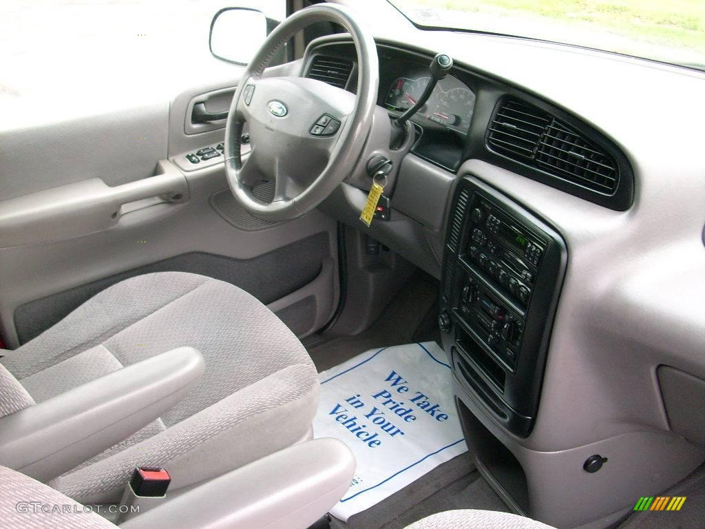 2001 Windstar SE Sport - Bright Red Metallic / Medium Graphite photo #11