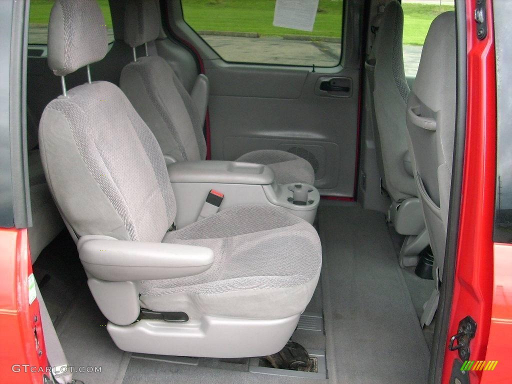 2001 Windstar SE Sport - Bright Red Metallic / Medium Graphite photo #12