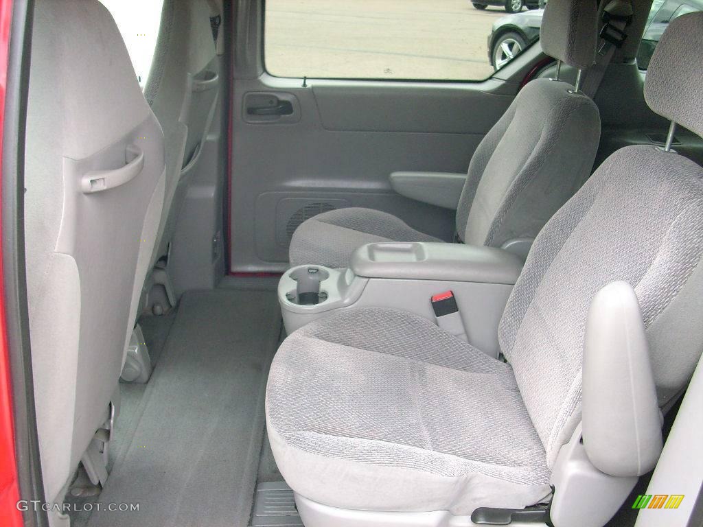 2001 Windstar SE Sport - Bright Red Metallic / Medium Graphite photo #19